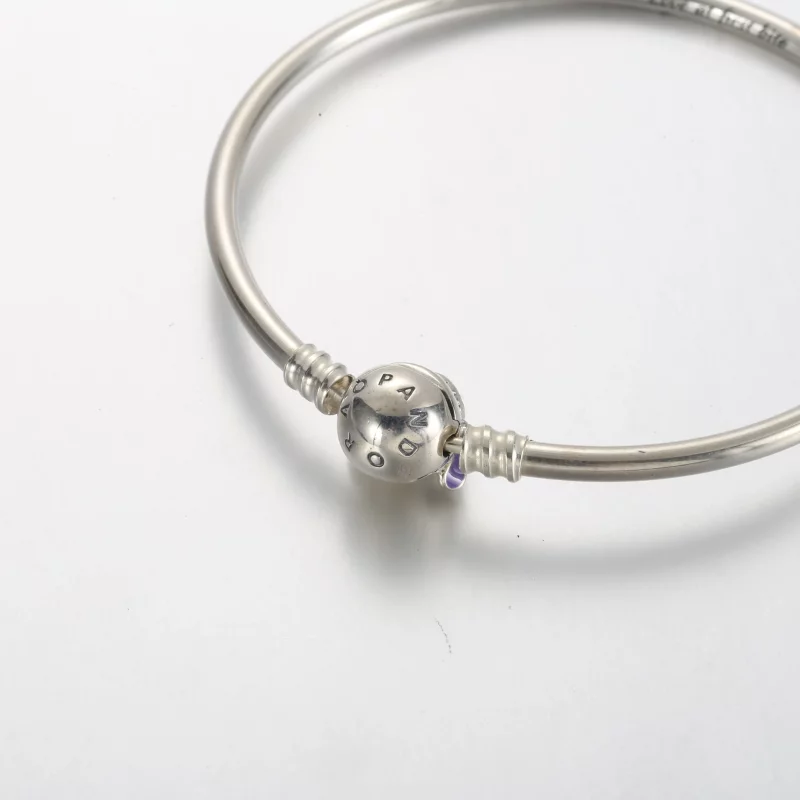 (afbeelding voor) Pandora Moments Disney Stitch Bijtende Sluiting Armband - 591683C01 - Bekijken 4