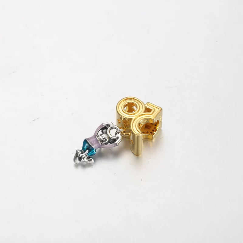 (afbeelding voor) Pandora Disney Parks Mickey Mouse 50e Verjaardag Hangcharme - 769597C01 - Bekijken 3