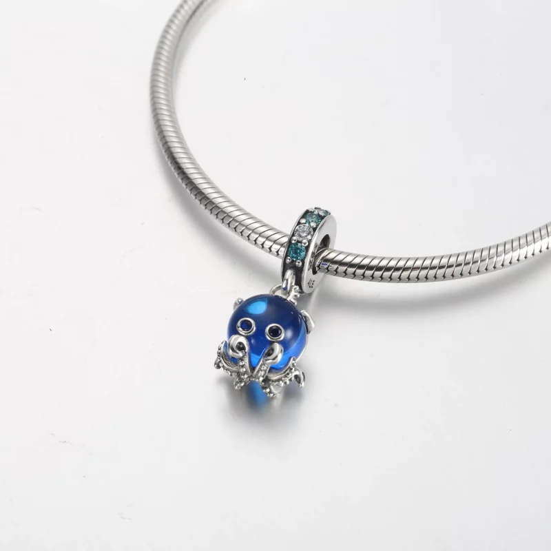 (afbeelding voor) Pandora Murano Glas Schattige Octopus Hangcharme - 791694C01 - Bekijken 5