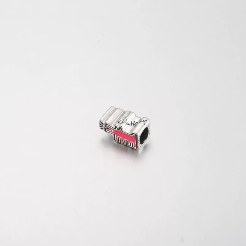 (afbeelding voor) Keith Haring™ x Pandora Blaffende Hond Charm - 792218C01 - Bekijken 2