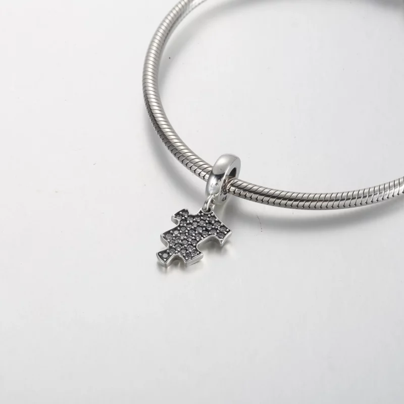 (afbeelding voor) Pandora Sparkling Puzzle Piece Dangle Charm - 792241C01 - Bekijken 4