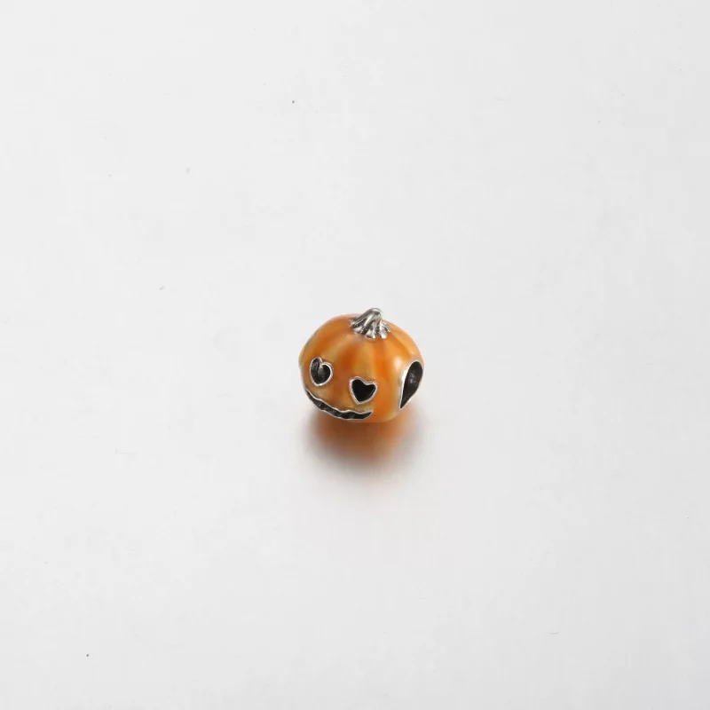 (afbeelding voor) Pandora Gloei-in-het-donker Spookachtige Pompoen Charm - 792291C01 - Bekijken 2