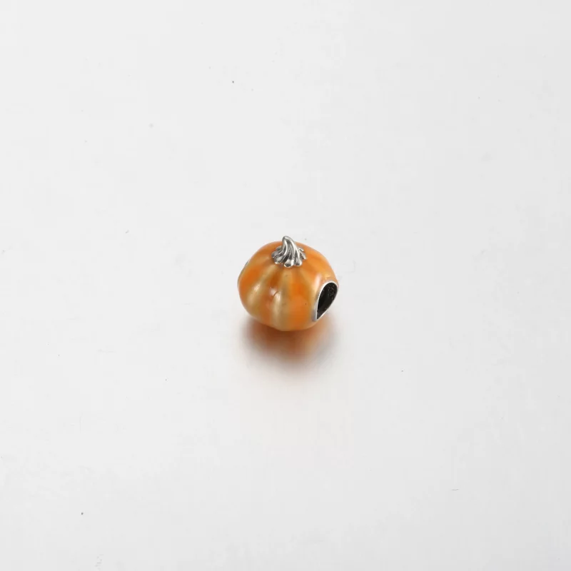 (afbeelding voor) Pandora Gloei-in-het-donker Spookachtige Pompoen Charm - 792291C01 - Bekijken 3