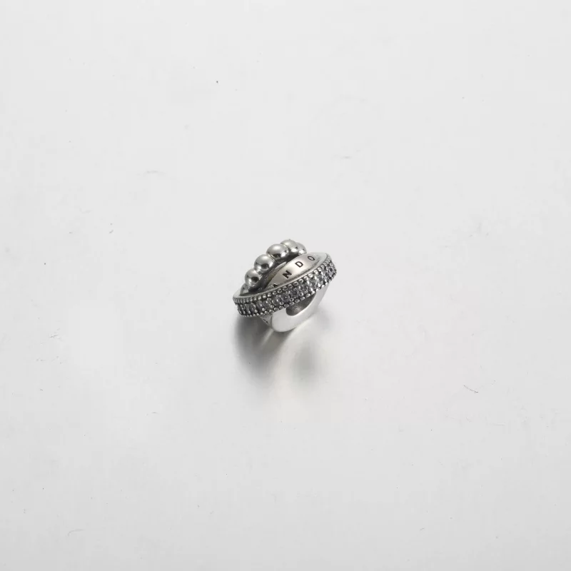 (afbeelding voor) Pandora Logo, Pavé & Kralen Charm - 792317C01 - Bekijken 2
