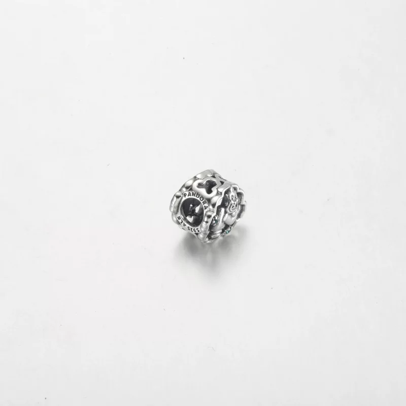 (afbeelding voor) Pandora Disney Aladdin, Princess Jasmine & Genie Glow-in-the-dark Charm - 792349 - Bekijken 4