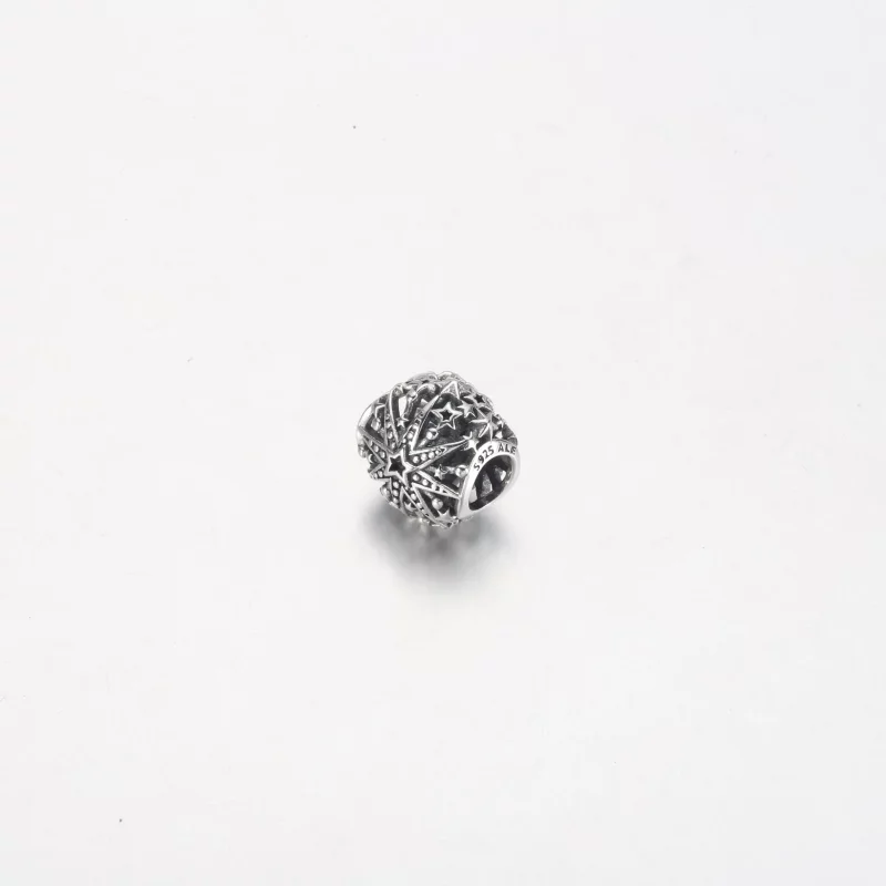 (afbeelding voor) Pandora Celestial Sneeuwvlok Charm - 792360C00 - Bekijken 2