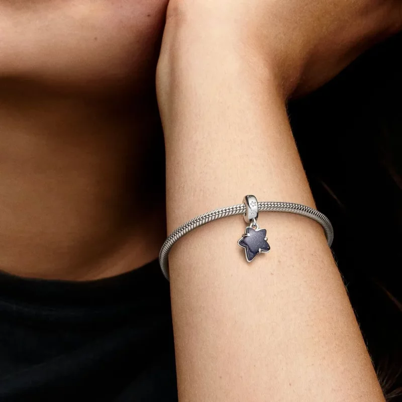 (afbeelding voor) Pandora Celestial Galaxy Star Murano Hangende Charm - 792368C01 - Bekijken 7
