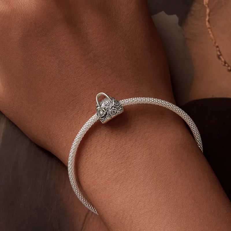 (afbeelding voor) PANDORA Stijl Rozen Geurzakje Charm - SCC2703 - Bekijken 7