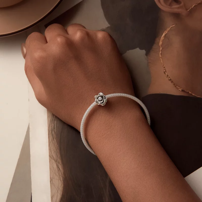 (afbeelding voor) PANDORA Stijl Roos Drie-Dimensionaal Charm - SCC2705 - Bekijken 6