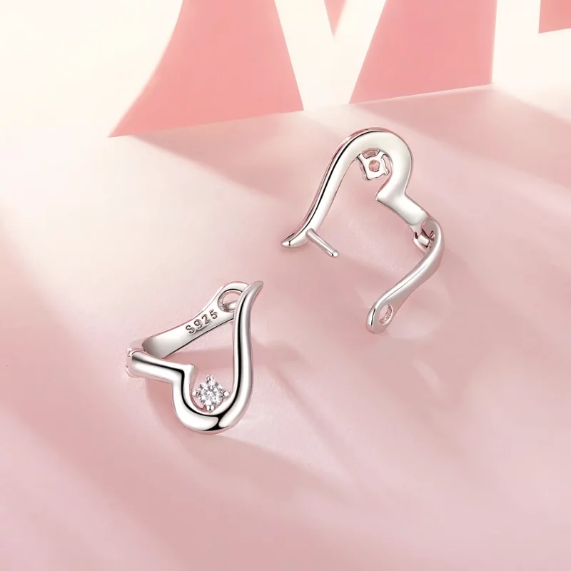 (afbeelding voor) PANDORA Stijl Love Oorbellen - BSE970 - Bekijken 3