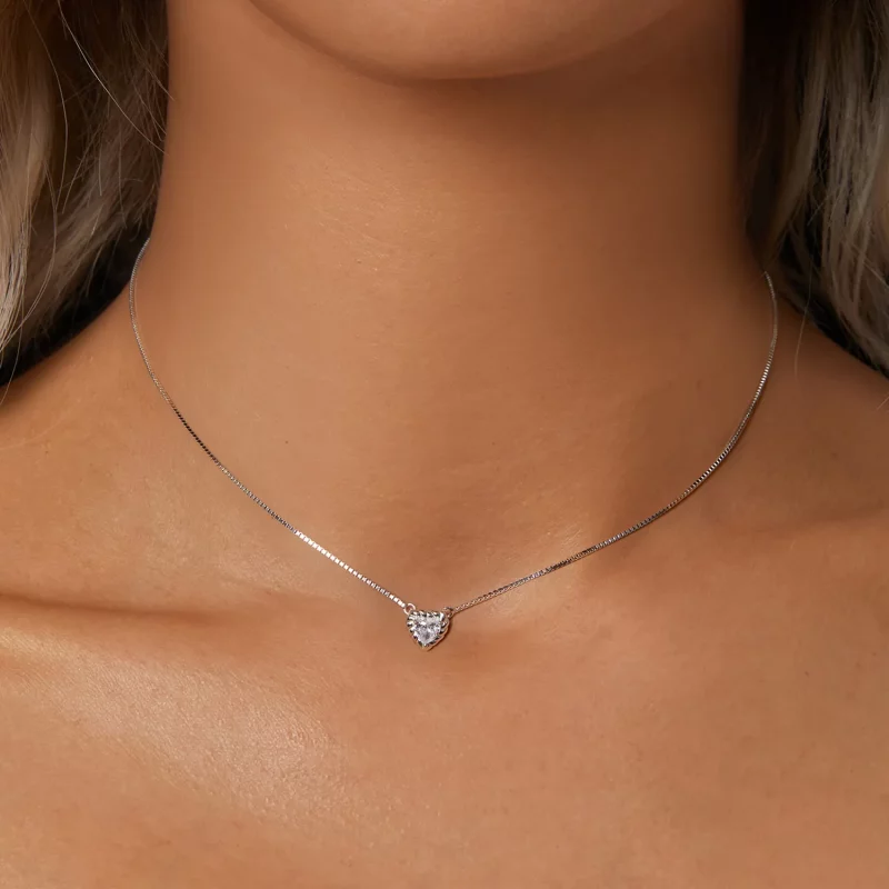 (afbeelding voor) PANDORA Stijl Exquisiet Hartvormig Moissaniet Sleutelbeenketting (Eén Certificaa - Bekijken 5