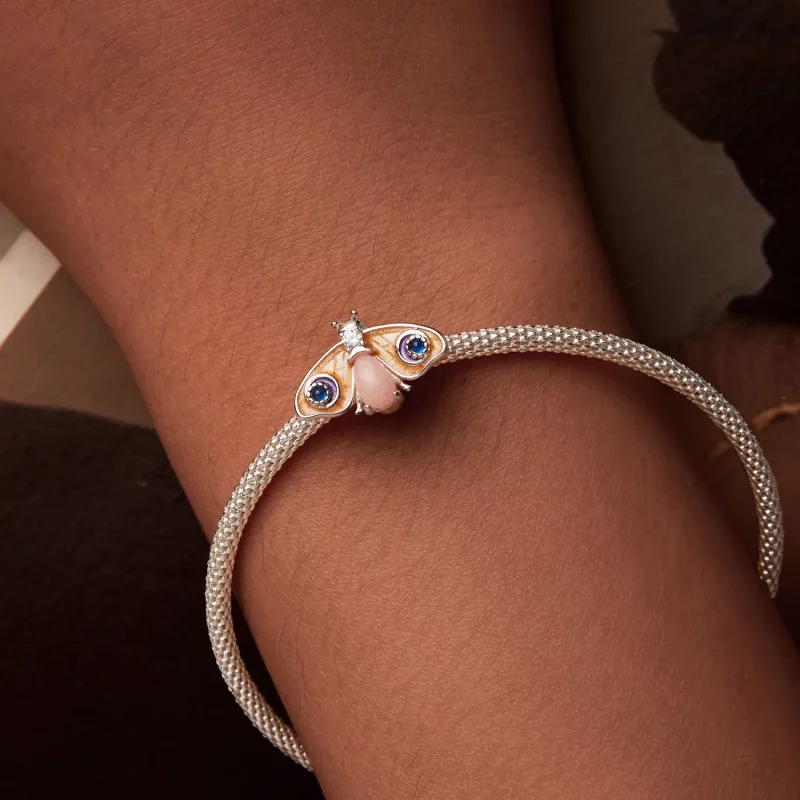 (afbeelding voor) PANDORA Stijl Lichtgevende Vliegende Vlinder Charm - SCC2733 - Bekijken 3