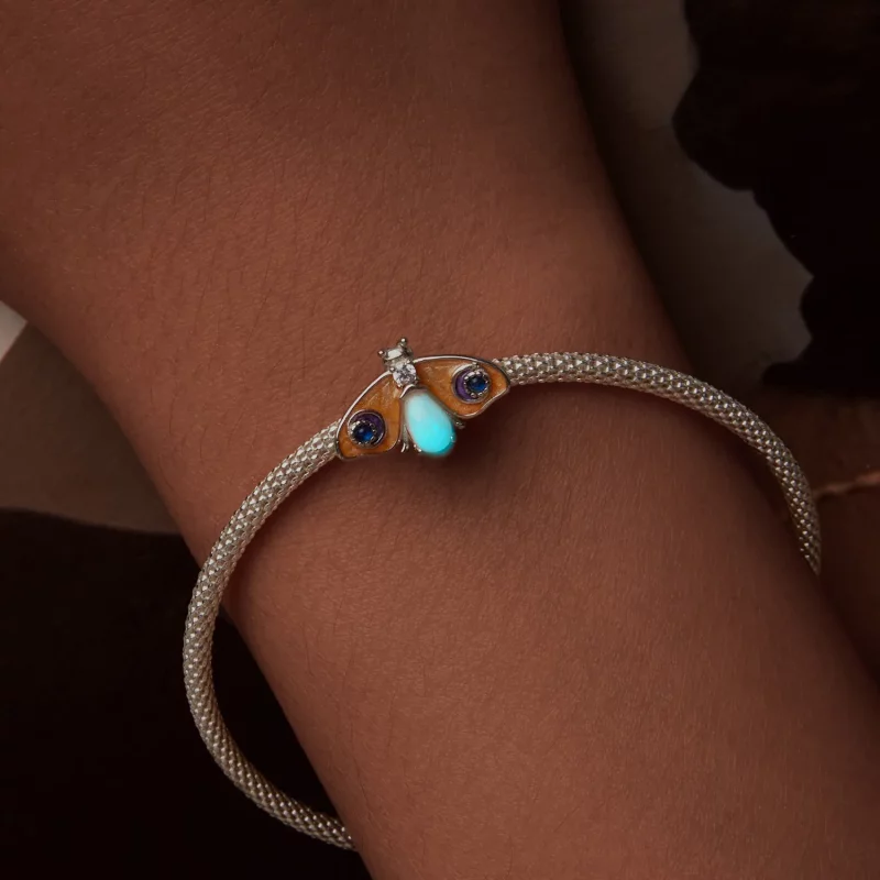 (afbeelding voor) PANDORA Stijl Lichtgevende Vliegende Vlinder Charm - SCC2733 - Bekijken 5