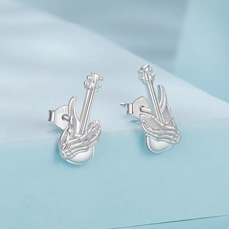 (afbeelding voor) PANDORA Stijl Skelet Hand Bas Oorbellen - SCE1806 - Bekijken 2