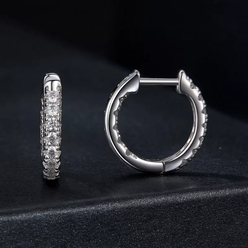 (afbeelding voor) PANDORA Style Moissanite sprankelende oorbellen (met één certificaat) - MSE060 - Bekijken 2