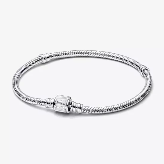 (afbeelding voor) Pandora Moments Marvel Snake Chain Armband met Logosluiting - 592561C01