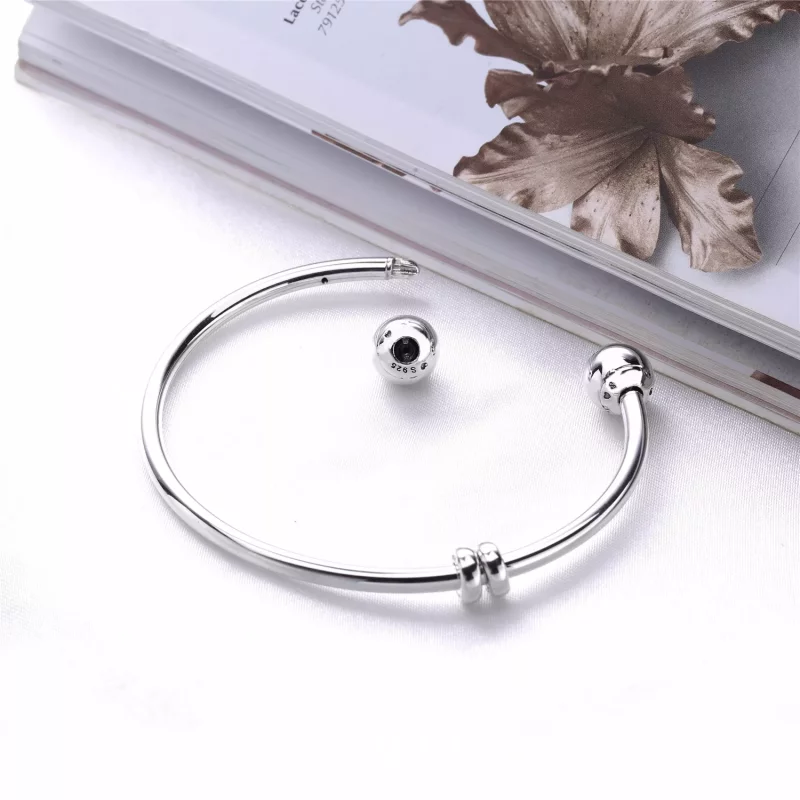 (afbeelding voor) Pandora Moments Open Bangle 596477 - Bekijken 3
