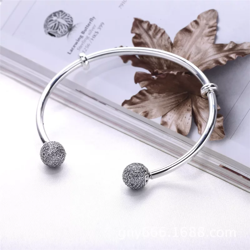(afbeelding voor) PANDORA Open Bangle Met Verwisselbare Uiteinden Van Pavé 596438CZ - Bekijken 3