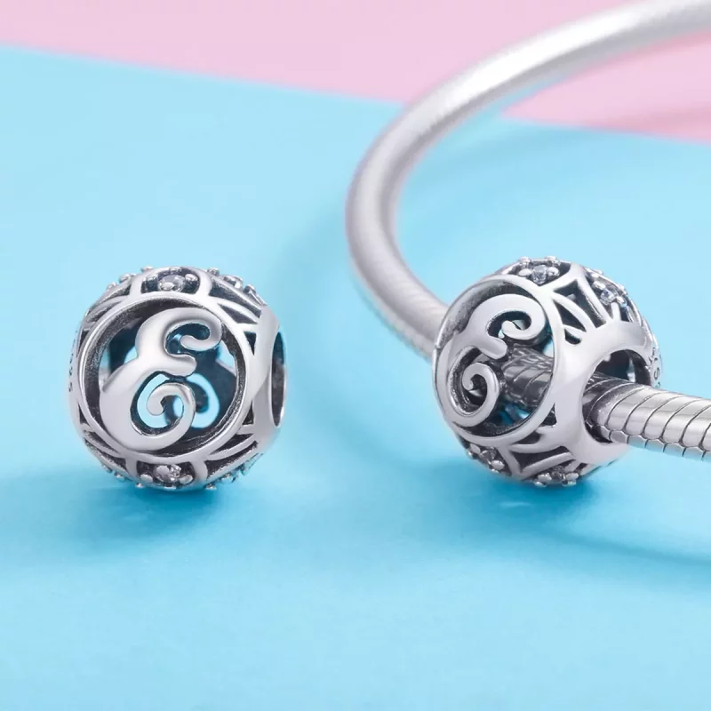(afbeelding voor) Pandora Style Letter-E Bedel - SCC738-E - Bekijken 3