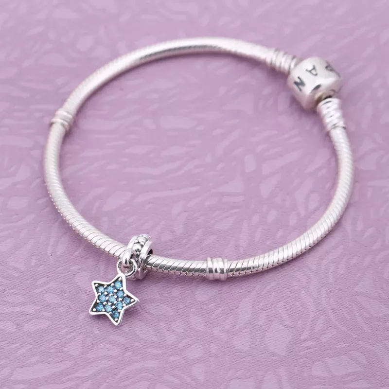 (afbeelding voor) PANDORA Blue Star Pavé Dangle Bedel - 791024CZb - Bekijken 2