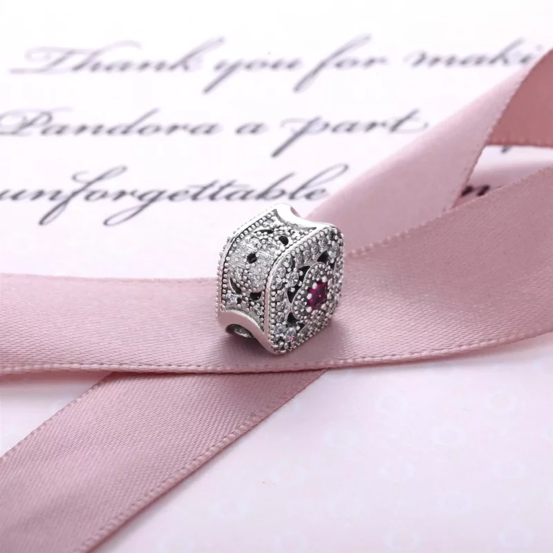 (afbeelding voor) PANDORA Fairytale Treasure Bedel - 792013Ncc - Bekijken 3