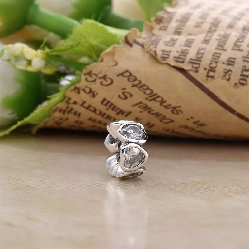 (afbeelding voor) PANDORA Fancy Pink Sparkling Hearts Spacer - 791252CZs - Bekijken 2