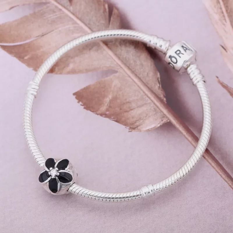 (afbeelding voor) PANDORA Floral Silver Clip With Cubic Zirconia And Black Enamel - 791408CZ - Bekijken 2