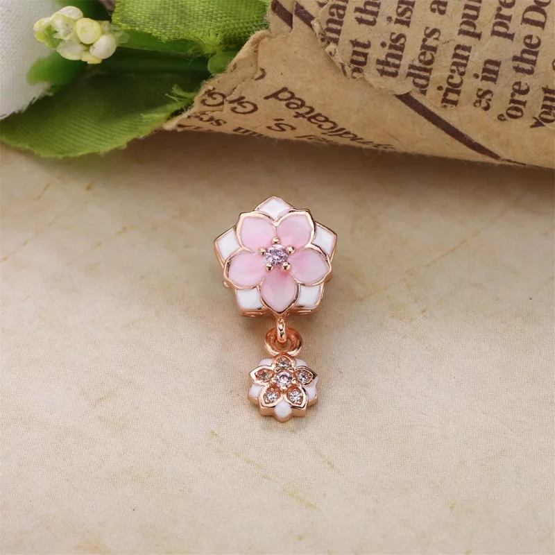 (afbeelding voor) Pandora Rose Magnolia Bloom Bleke Cerise Hangende Bedel 792077PCZa - Bekijken 3