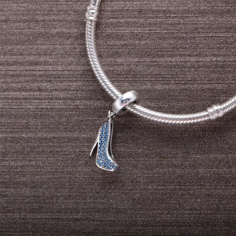 (afbeelding voor) PANDORA Sprankelende Pump Bedel 791536CZ - Bekijken 4