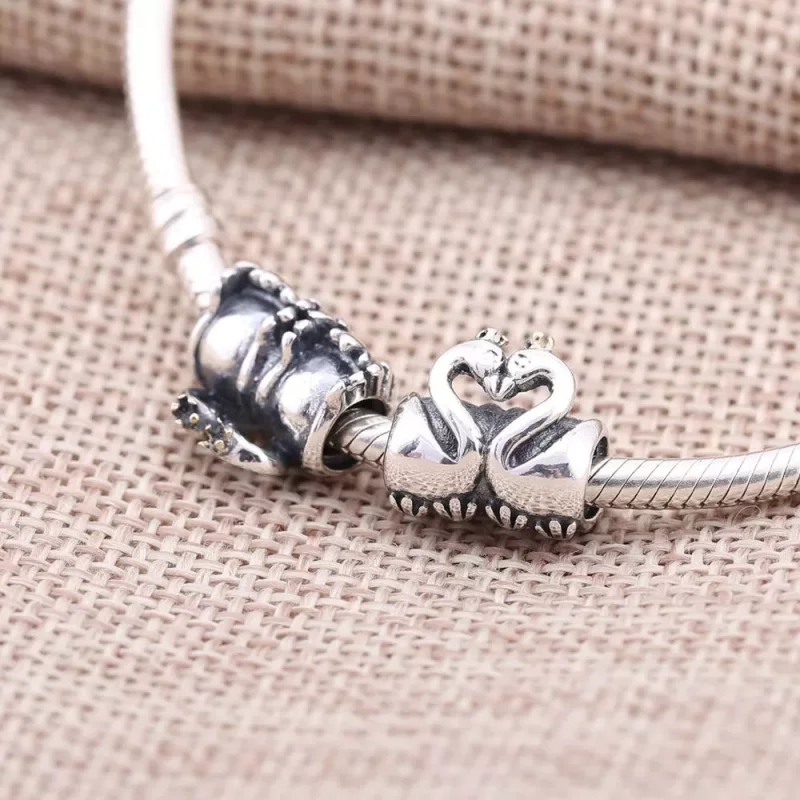 (afbeelding voor) PANDORA Swan Embrace Bedel - 791189 - Bekijken 2