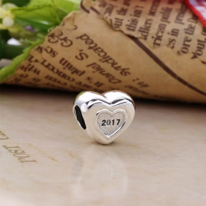 (afbeelding voor) Pandora Zilveren Bedel Club 2017 Bedel B800538A - Bekijken 2
