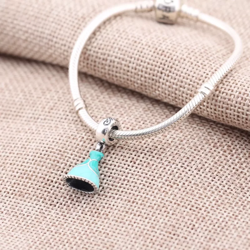 (afbeelding voor) Pandora Zilveren Disney, De Kleding Van De Jasmijn Hangende Bedel 791791ENMX - Bekijken 2