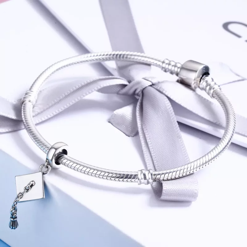 (afbeelding voor) Pandora Style Afstuderen sleuvengraver Cap Hangende Bedel - SCC459 - Bekijken 4