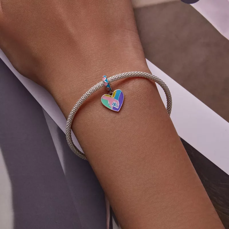 (afbeelding voor) Pandora Style Handen vasthouden met liefde Hangende Bedel - SCC2220 - Bekijken 6