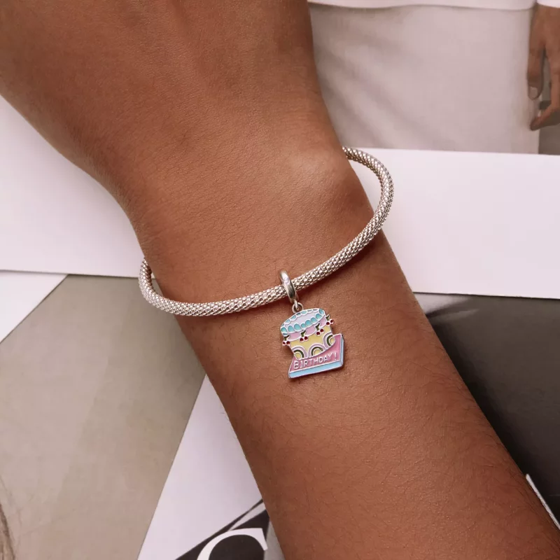 (afbeelding voor) Pandora Style Kersen slagroomtaart Hangende Bedel - SCC2230 - Bekijken 6