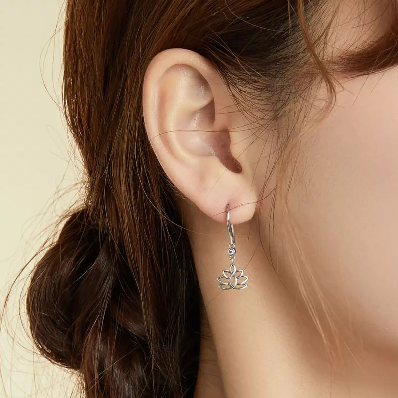 (afbeelding voor) Pandora Style Elegante lotusbloemen Oorhangers - BSE451 - Bekijken 6