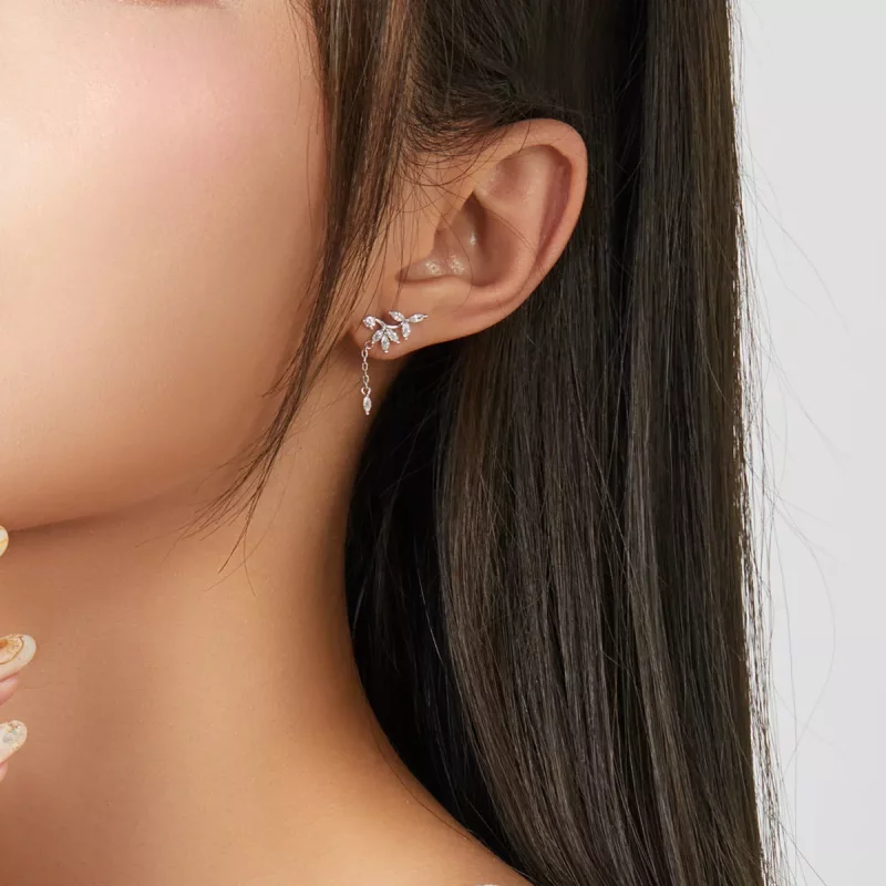 (afbeelding voor) Pandora Style Glanzende Bloem Oorhangers - BSE350 - Bekijken 6