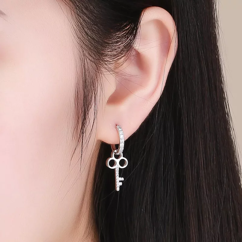 (afbeelding voor) Pandora Style Hangslot Oorringen - SCE577 - Bekijken 5
