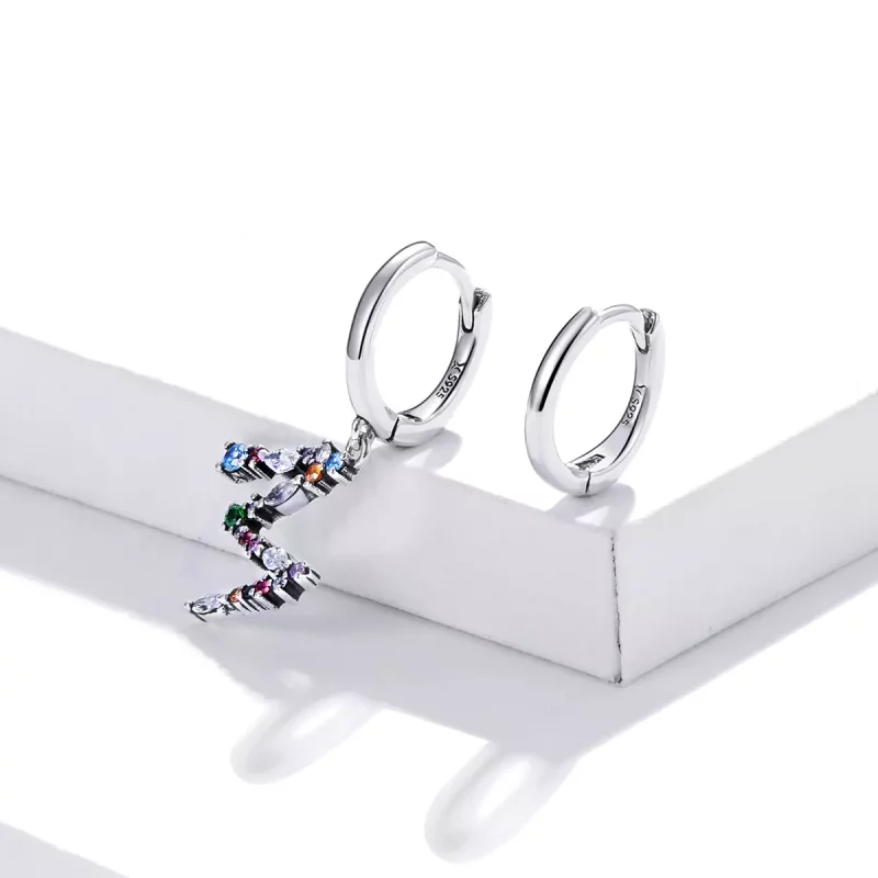 (afbeelding voor) Pandora Style Kleurrijke Letter M Oorhangers - SCE1031 - Bekijken 3