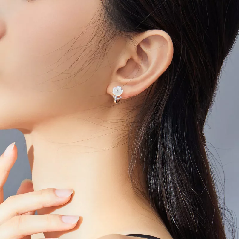 (afbeelding voor) Pandora Style Pure bloemen Oorringen - BSE321 - Bekijken 7