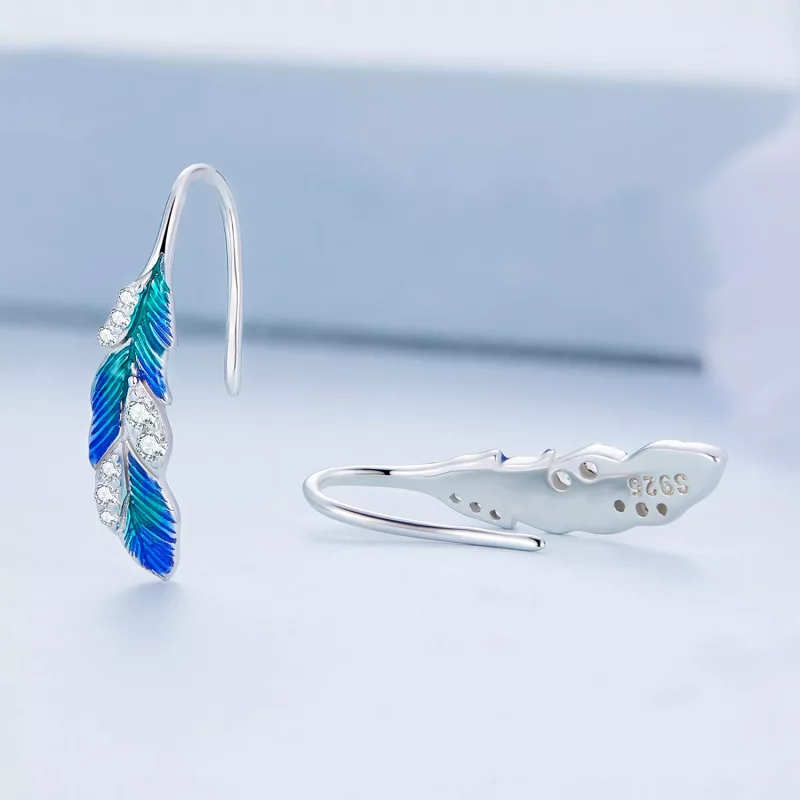 (afbeelding voor) Pandora Style Oogverblindende blauwe veer Oorhangers - BSE707 - Bekijken 3