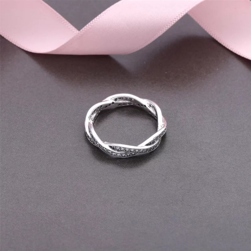 (afbeelding voor) PANDORA Gevlochten Pavé Gezette Ring 190892CZ - Bekijken 2