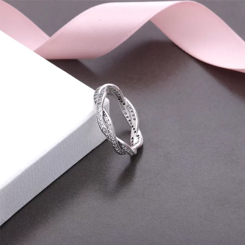 (afbeelding voor) PANDORA Gevlochten Pavé Gezette Ring 190892CZ - Bekijken 3