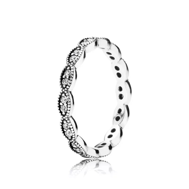 (afbeelding voor) Pandora Zilveren Band Van Glinsterende Bladeren Ring 190923CZ