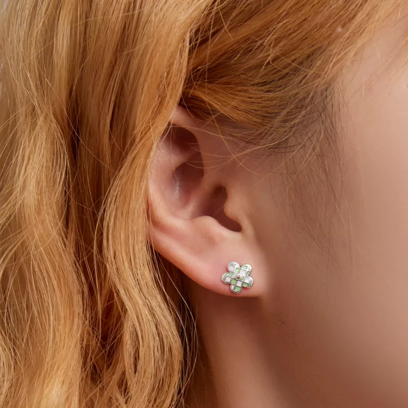 (afbeelding voor) Pandora Style Dambordroosjes Oorknopjes - SCE1387 - Bekijken 5