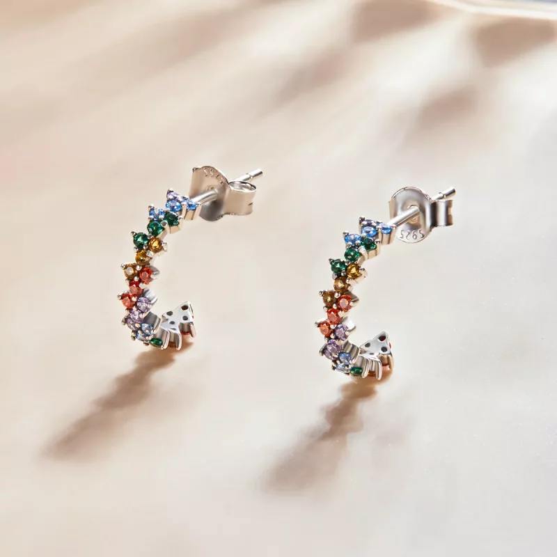 (afbeelding voor) Pandora Style Gebogen kleur zirkonium Oorknopjes - SCE1272 - Bekijken 2