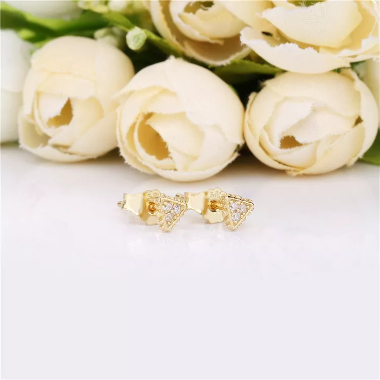 (afbeelding voor) Pandora Sparkling Triangles Oorbellen - 268030CZ - Bekijken 3