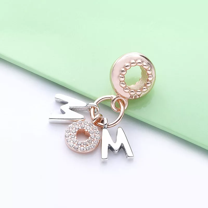 (afbeelding voor) PANDORA Hangende Bedel Met Letters 'Mum' 788828C01 - Bekijken 3