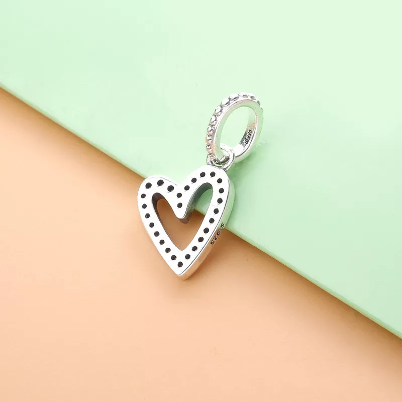(afbeelding voor) PANDORA Sprankelend Vrije Hand Hart Ketting Met Hanger 398688C01 - Bekijken 5